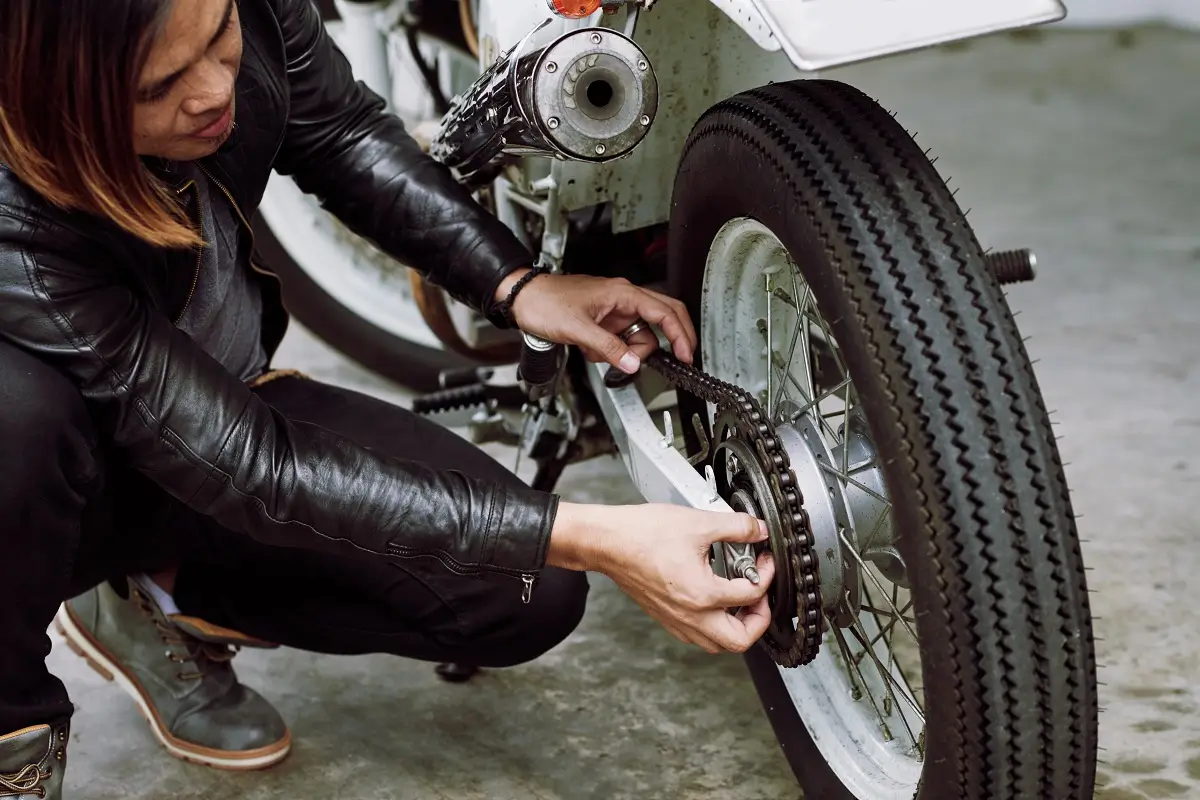 regular-bike-maintenance-performance-resale-value